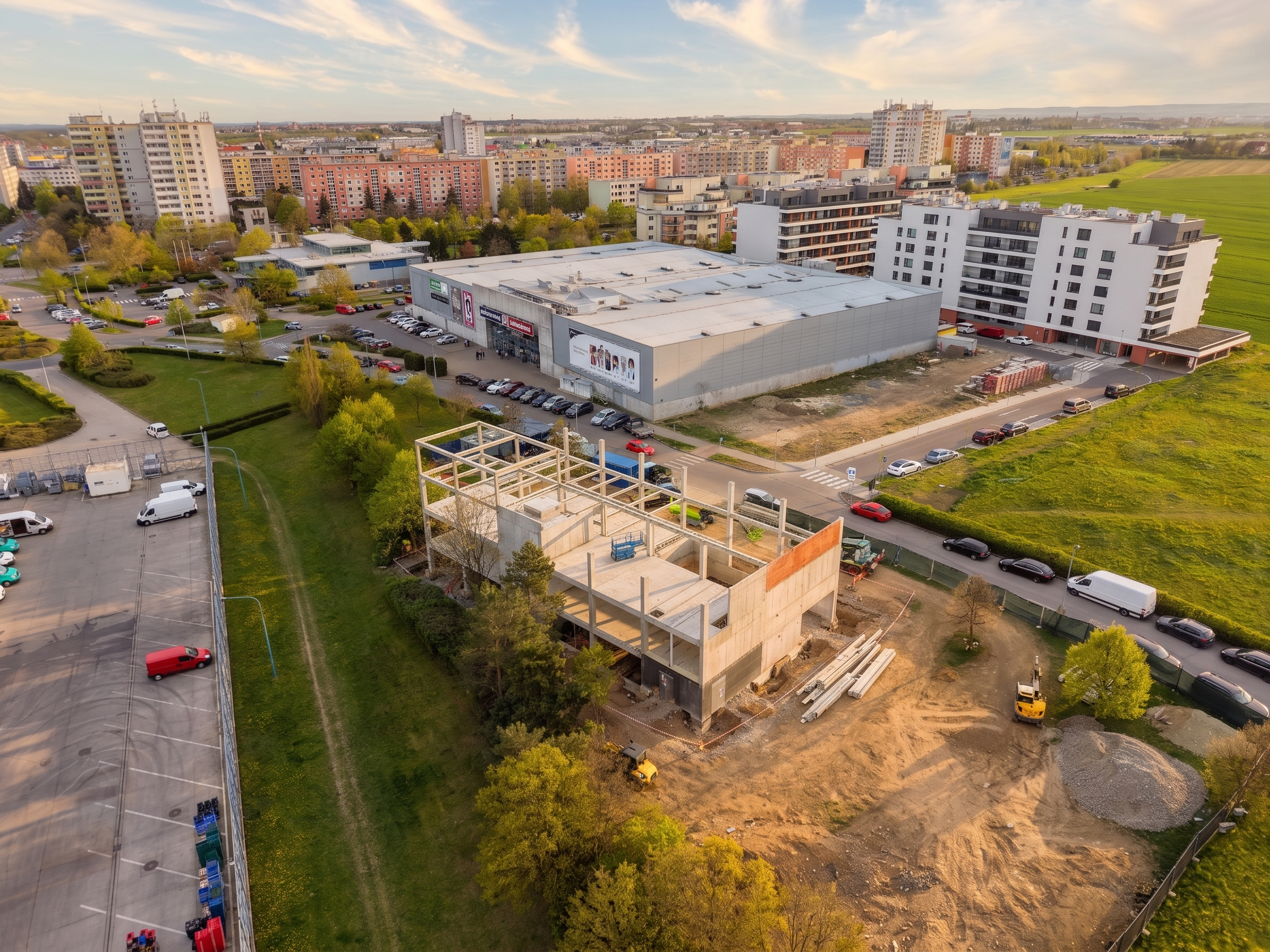 Výstavba Omega Letňany — duben 2026